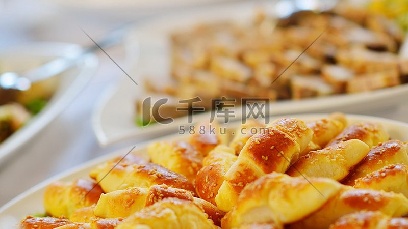 食品代加工与OEM：两种模式背后的差异解析