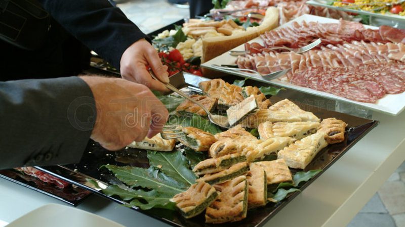食品OEM代加工：揭秘最小起订量的那些事儿